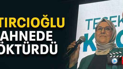 Katırcıoğlu sahnede döktürdü